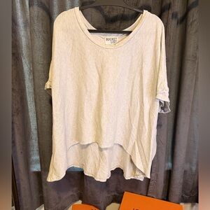 BUCKETLIST Women's Short Sleeve Cream Tee